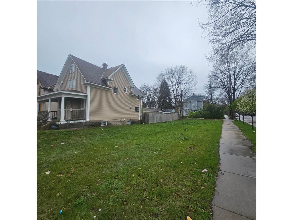 2957 Lyndale Avenue N Minneapolis MN 55411 7006392 image1