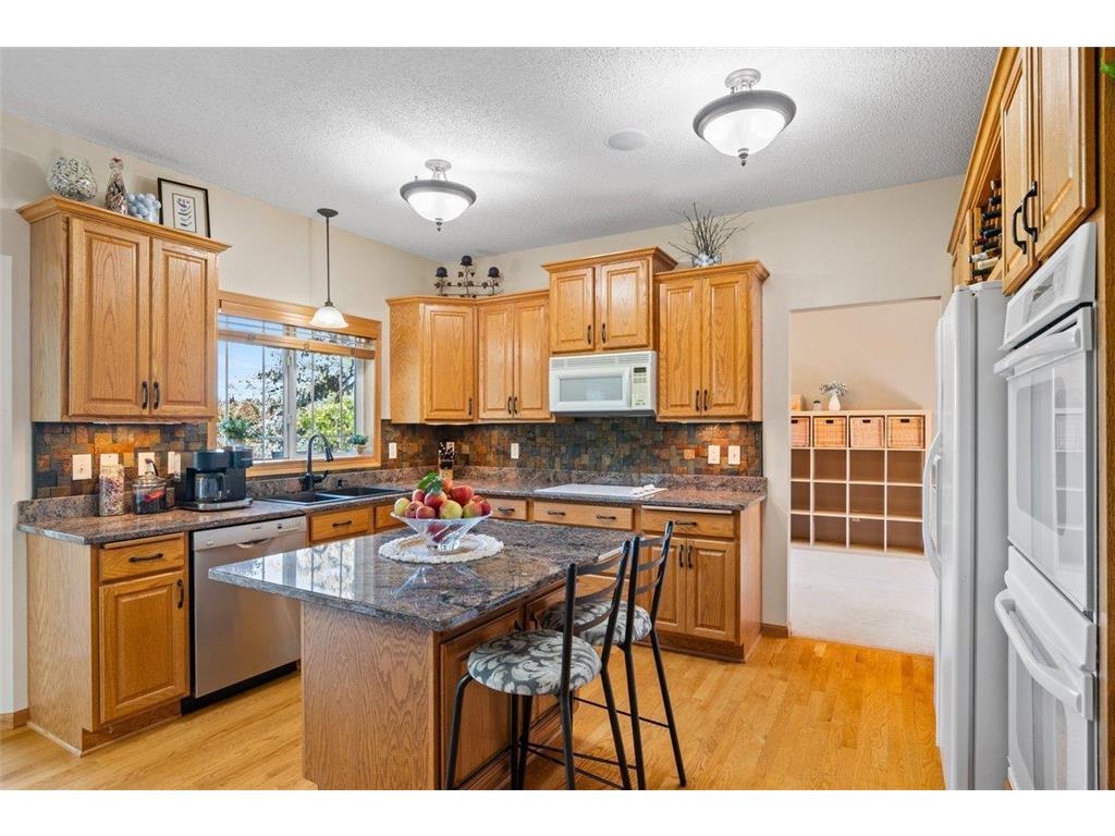 2958 White Eagle Drive Woodbury MN 55129 6605671 image1