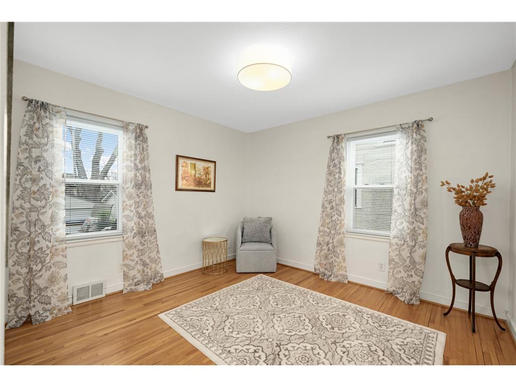 296 Hamline Avenue S Saint Paul MN 55105 7049019 image13
