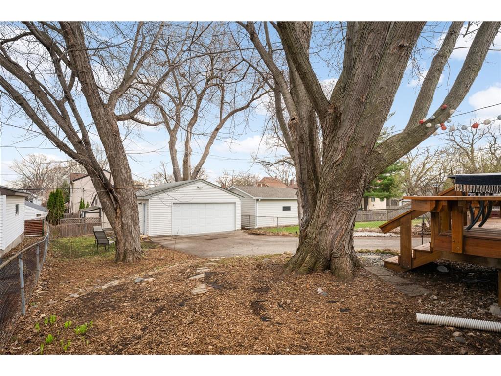296 Hamline Avenue S Saint Paul MN 55105 7049019 image26