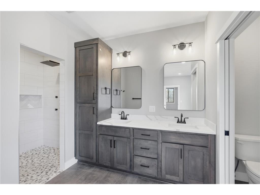 296 Valley Estates Court Hudson WI 54016 6803588 image18