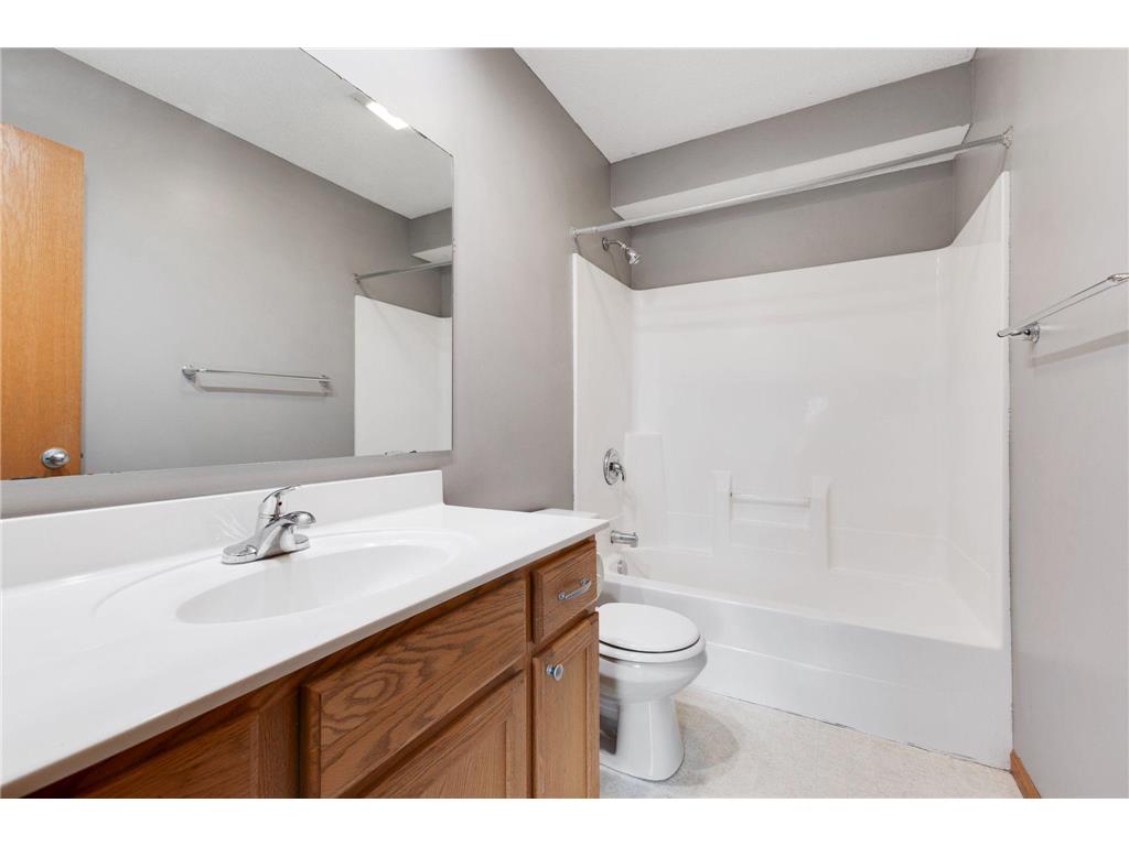 2960 Molina Street Shakopee MN 55379 6803442 image20