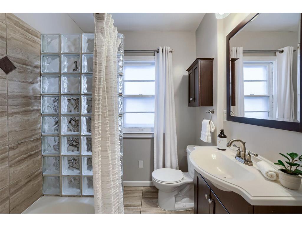 2960 Zarthan Avenue S Saint Louis Park MN 55416 7002449 image19