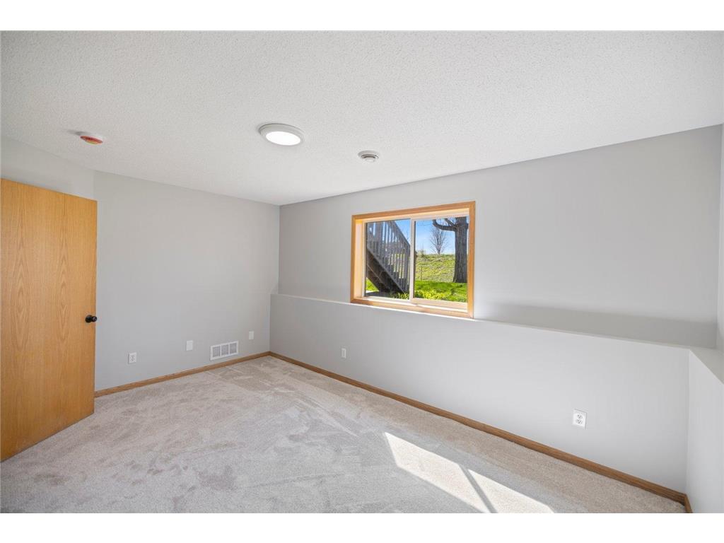 29640 Broadway Street Lindstrom MN 55045 7055351 image26