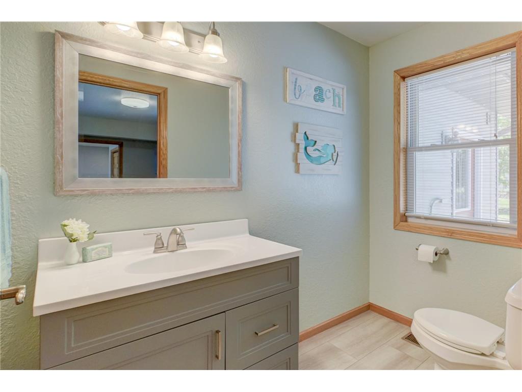 29645 Neal Avenue Lindstrom MN 55045 - South Center Lake 7063630 image21