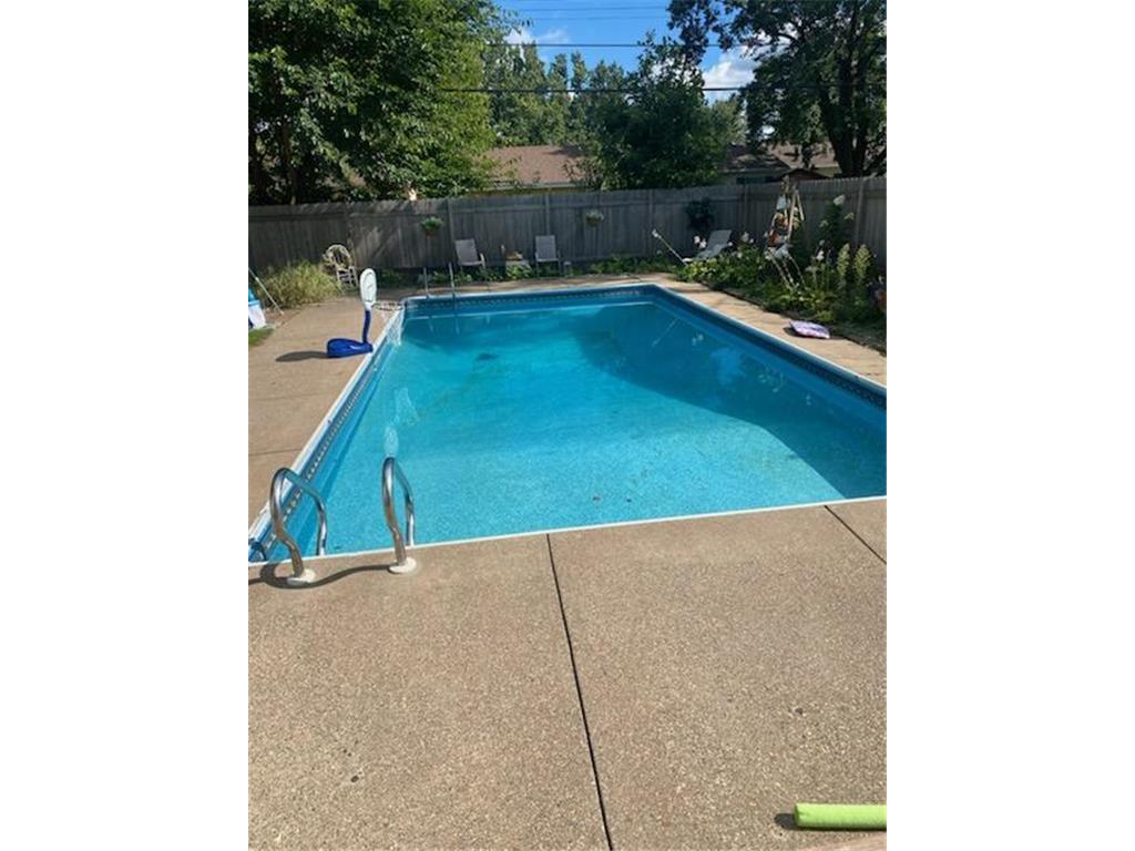 2966 Simpson Street Roseville MN 55113 7020270 image25
