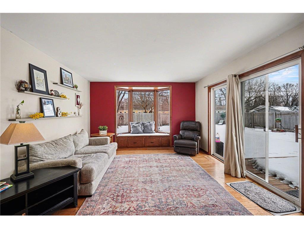 2966 Simpson Street Roseville MN 55113 7020270 image7