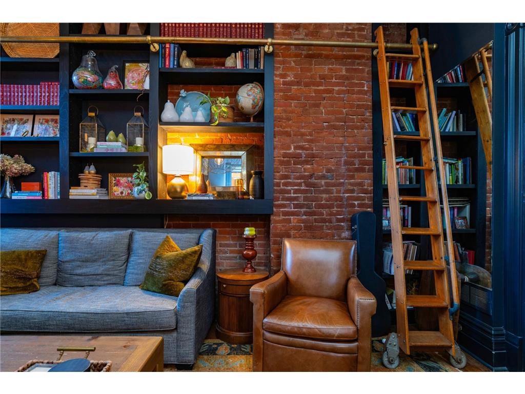 297 Laurel Avenue Saint Paul MN 55102 7033416 image18