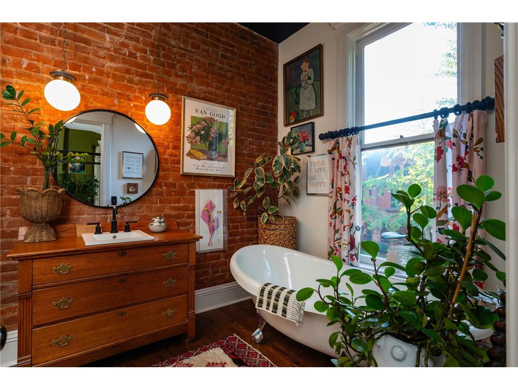 297 Laurel Avenue Saint Paul MN 55102 7033416 image23