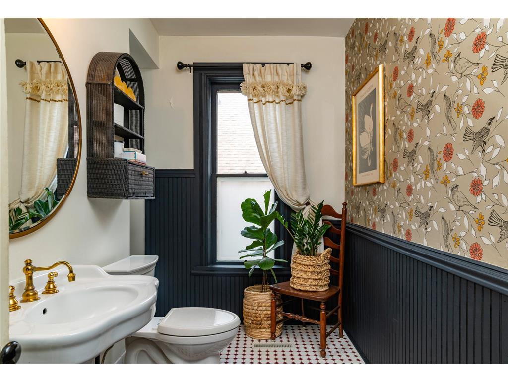 297 Laurel Avenue Saint Paul MN 55102 7033416 image24