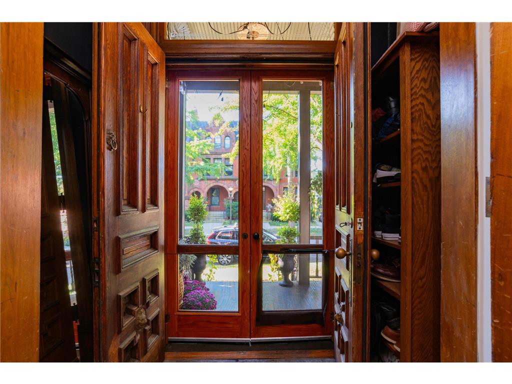 297 Laurel Avenue Saint Paul MN 55102 7033416 image3