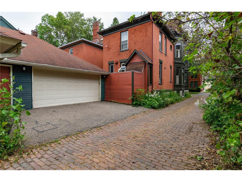 297 Laurel Avenue Saint Paul MN 55102 7033416 image38