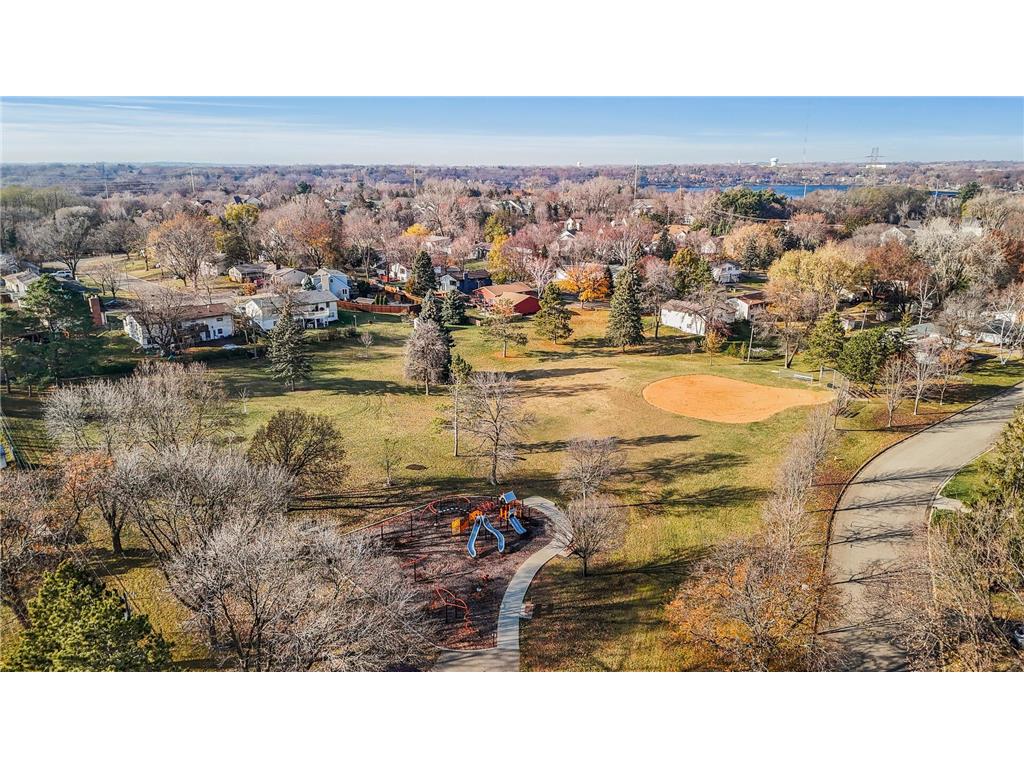 2970 Western Avenue N Roseville MN 55113 6777387 image92