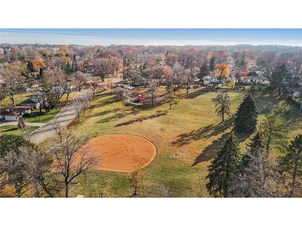 2970 Western Avenue N Roseville MN 55113 6777387 image93