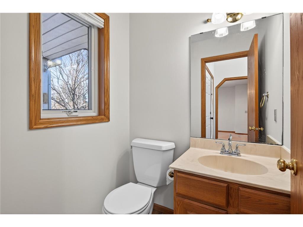 2970 Western Avenue N Roseville MN 55113 7052083 image16