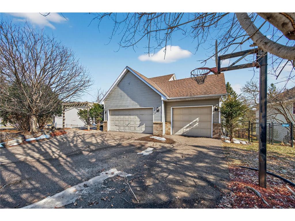 2970 Western Avenue N Roseville MN 55113 7052083 image3