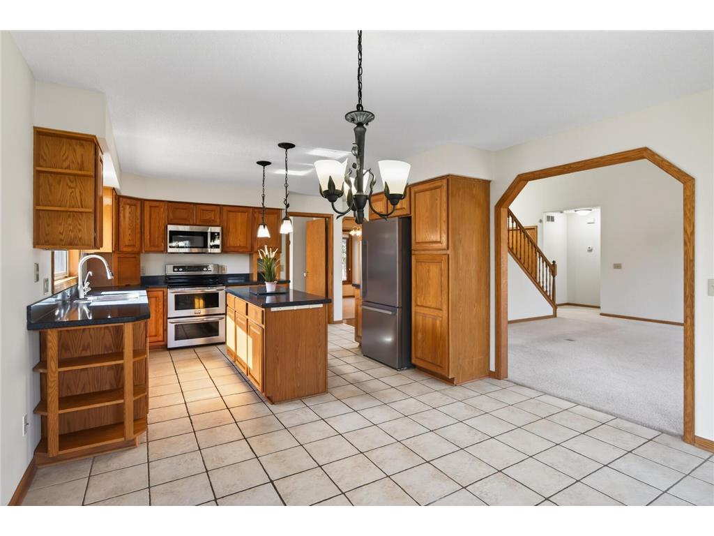 2970 Western Avenue N Roseville MN 55113 7052083 image32