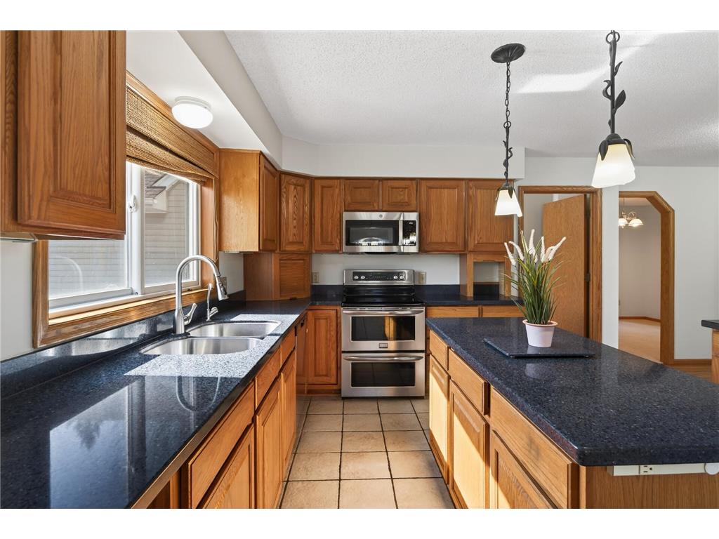 2970 Western Avenue N Roseville MN 55113 7052083 image35