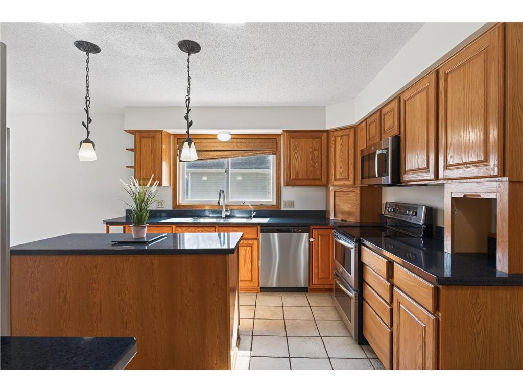 2970 Western Avenue N Roseville MN 55113 7052083 image37