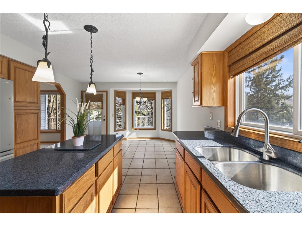 2970 Western Avenue N Roseville MN 55113 7052083 image39