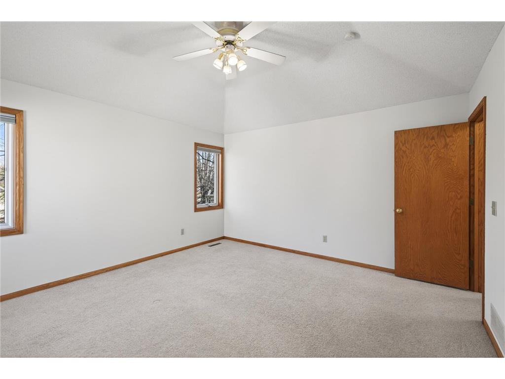 2970 Western Avenue N Roseville MN 55113 7052083 image43