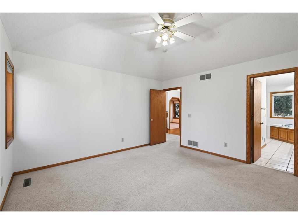 2970 Western Avenue N Roseville MN 55113 7052083 image45
