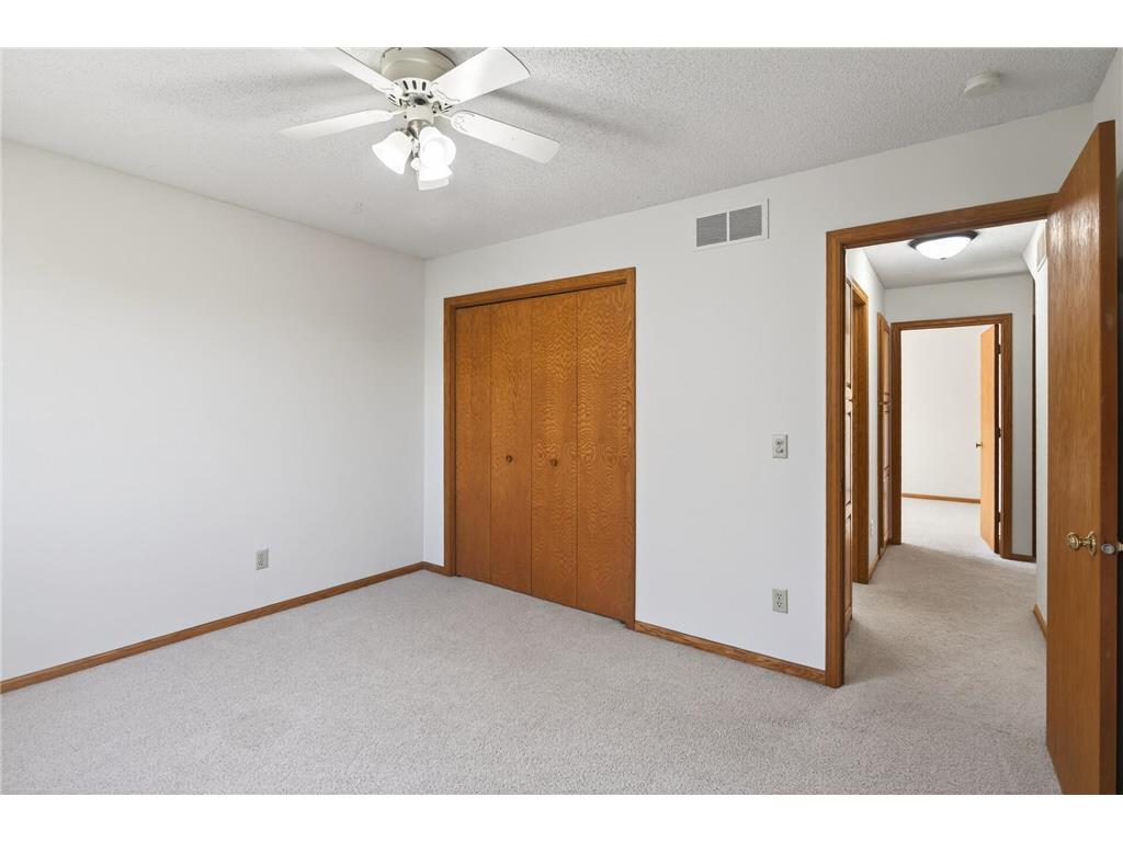 2970 Western Avenue N Roseville MN 55113 7052083 image52