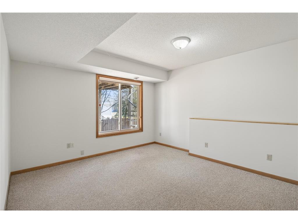 2970 Western Avenue N Roseville MN 55113 7052083 image62