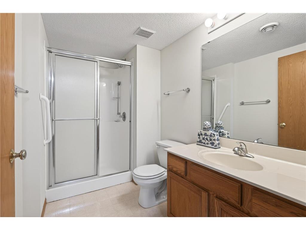 2970 Western Avenue N Roseville MN 55113 7052083 image69
