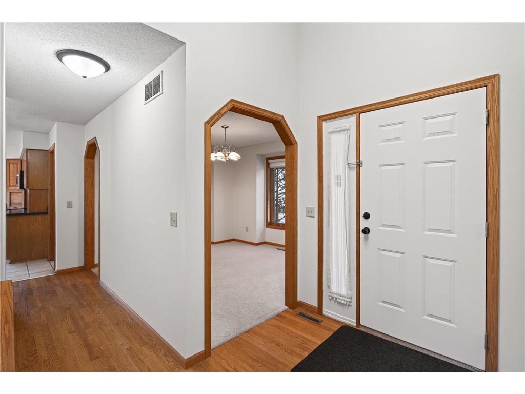 2970 Western Avenue N Roseville MN 55113 7052083 image9