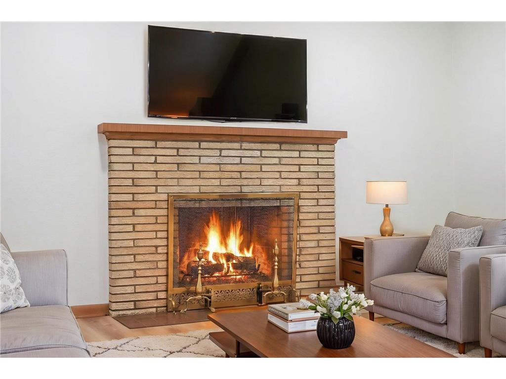 2972 Woodbridge Street Roseville MN 55113 7085503 image11