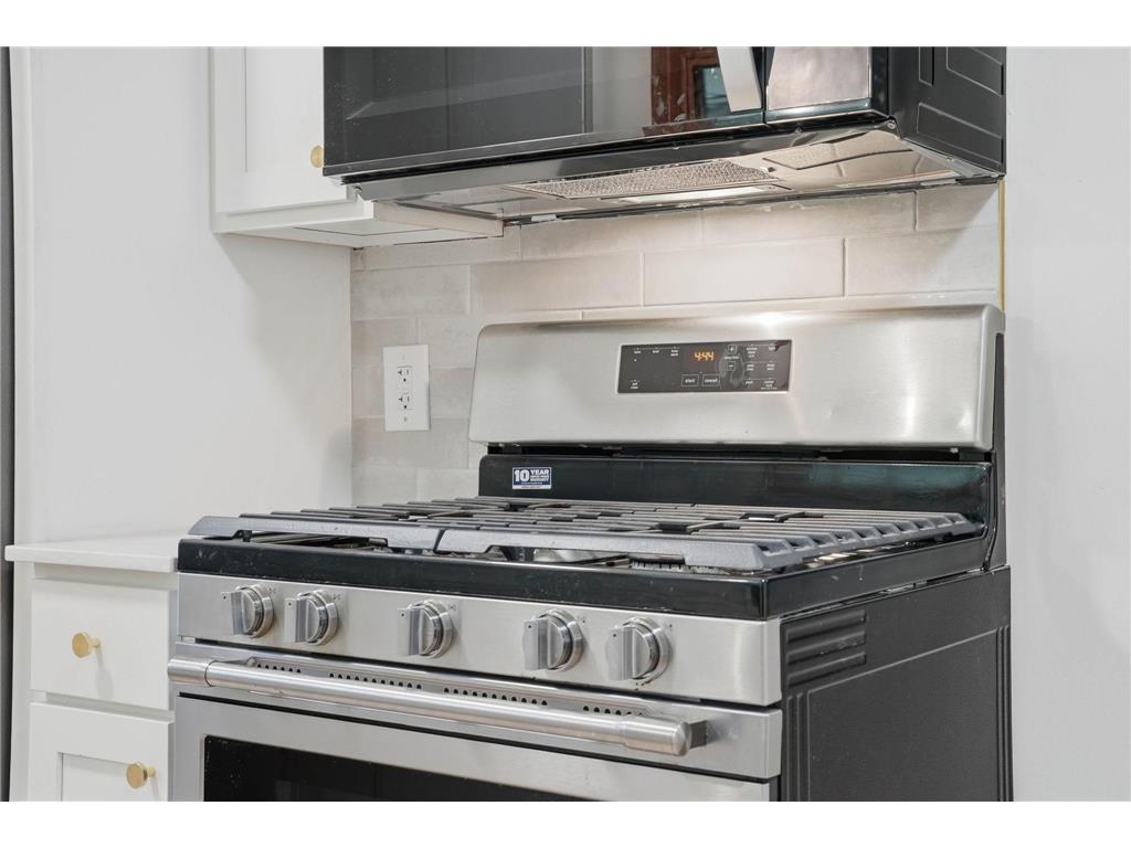 2972 Woodbridge Street Roseville MN 55113 7085503 image21
