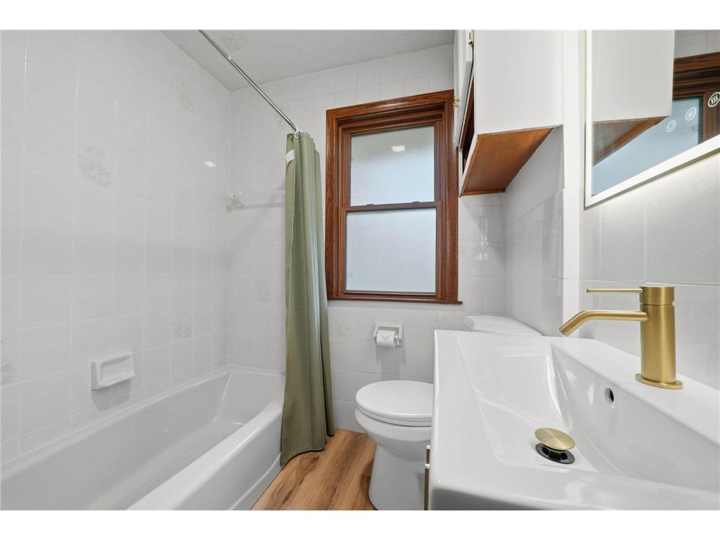2972 Woodbridge Street Roseville MN 55113 7085503 image23