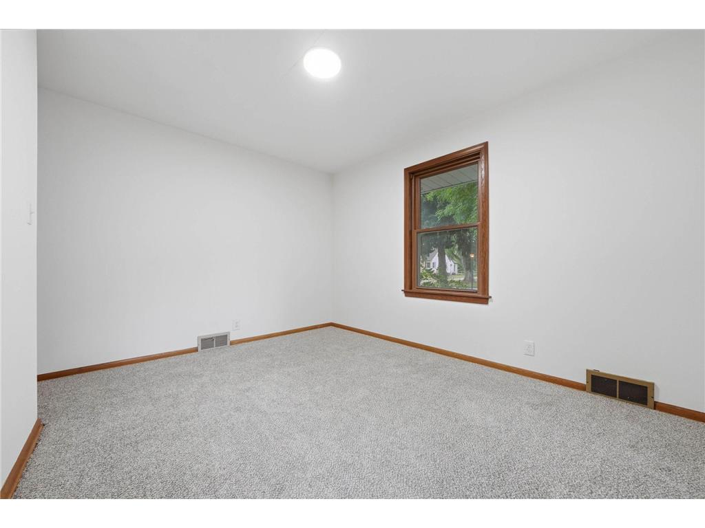 2972 Woodbridge Street Roseville MN 55113 7085503 image30