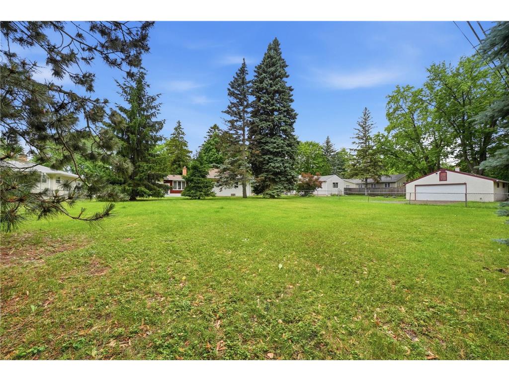 2972 Woodbridge Street Roseville MN 55113 7085503 image56