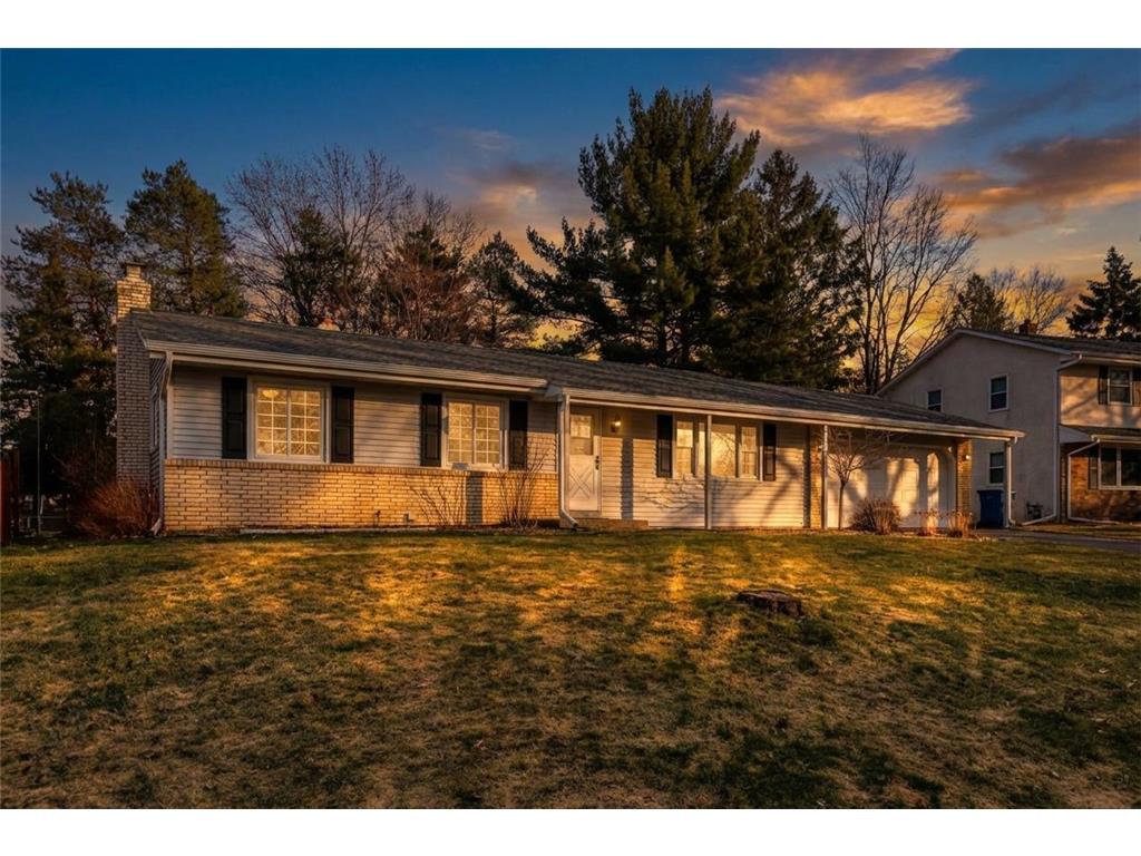 2974 Howard Street N Maplewood MN 55109 7044739 image1