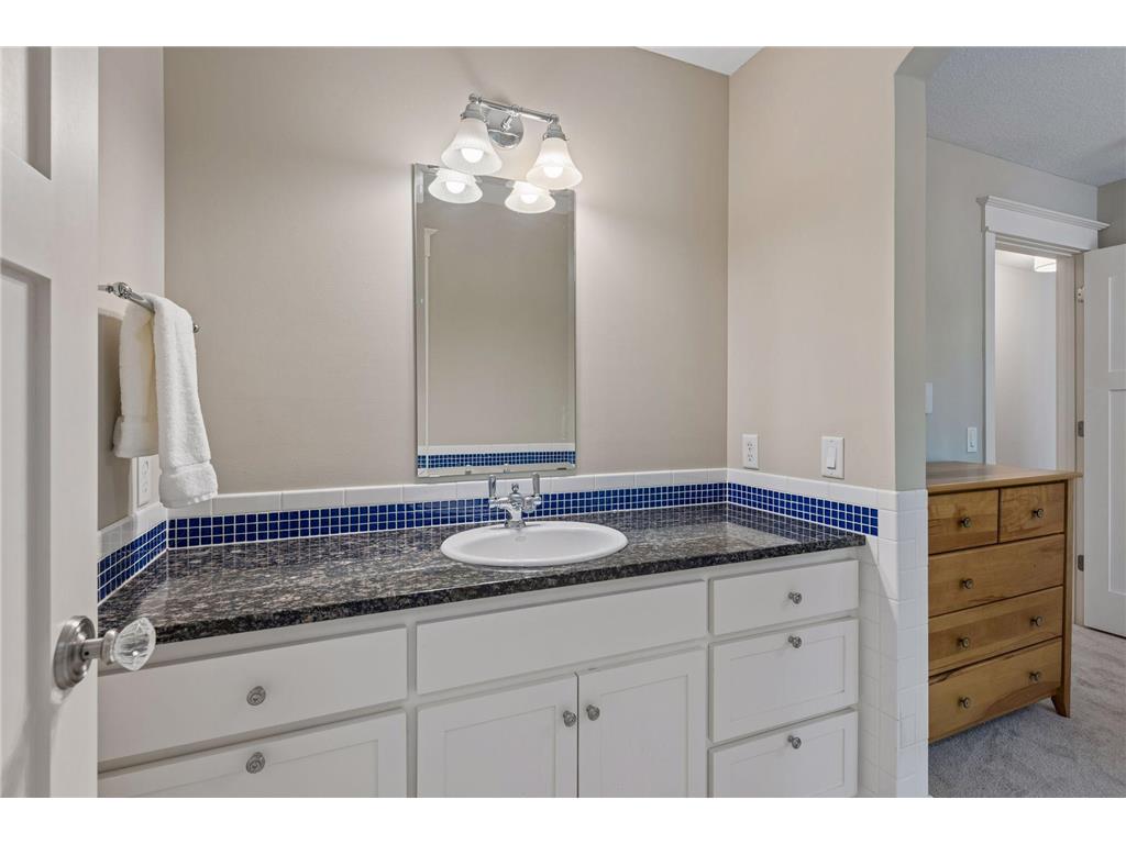 2975 Klondike Avenue N Lake Elmo MN 55042 - Elmo 7083636 image49