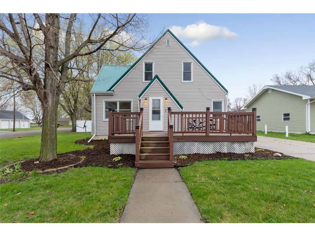 298 2nd Street S Wood Lake MN 56297 6528541 image1