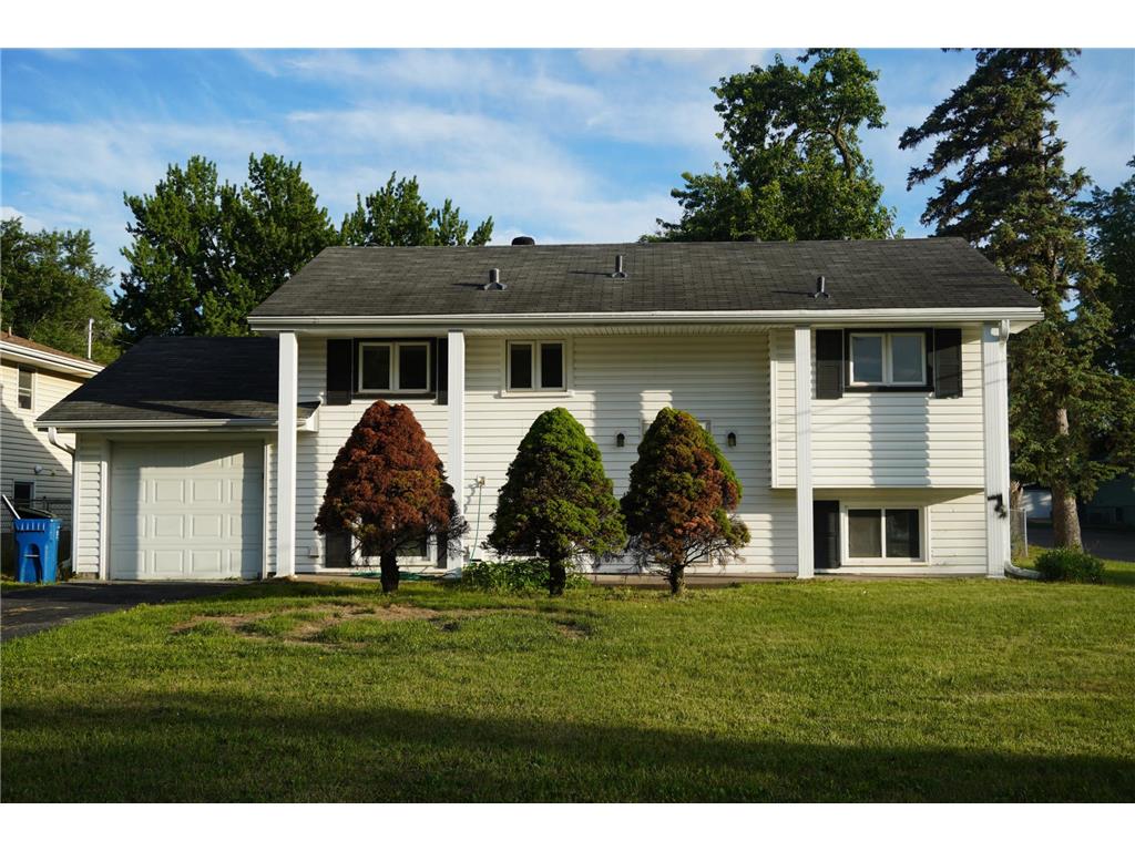 298 Ely Street NE Fridley MN 55432 7095524 image2