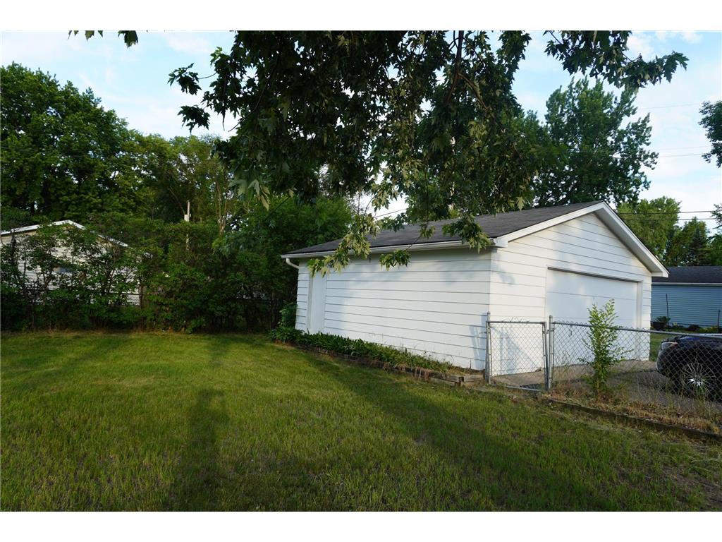 298 Ely Street NE Fridley MN 55432 7095524 image26