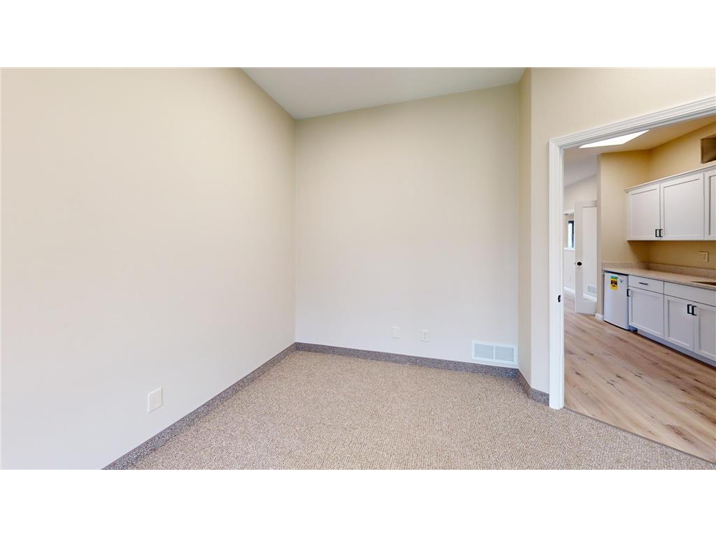 2980 Rice Street Little Canada MN 55113 6821835 image16