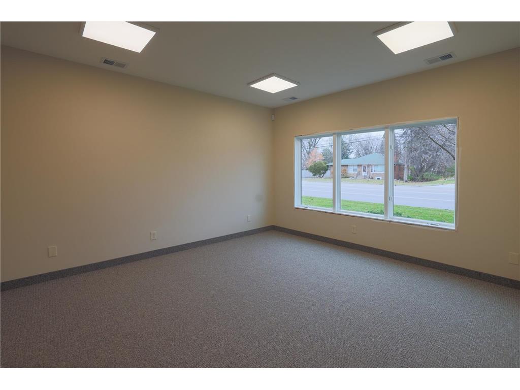 2980 Rice Street Little Canada MN 55113 6821835 image8