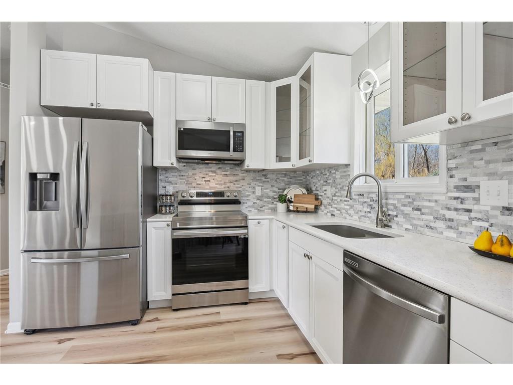 29835 Broadway Street Lindstrom MN 55045 6359543 image1