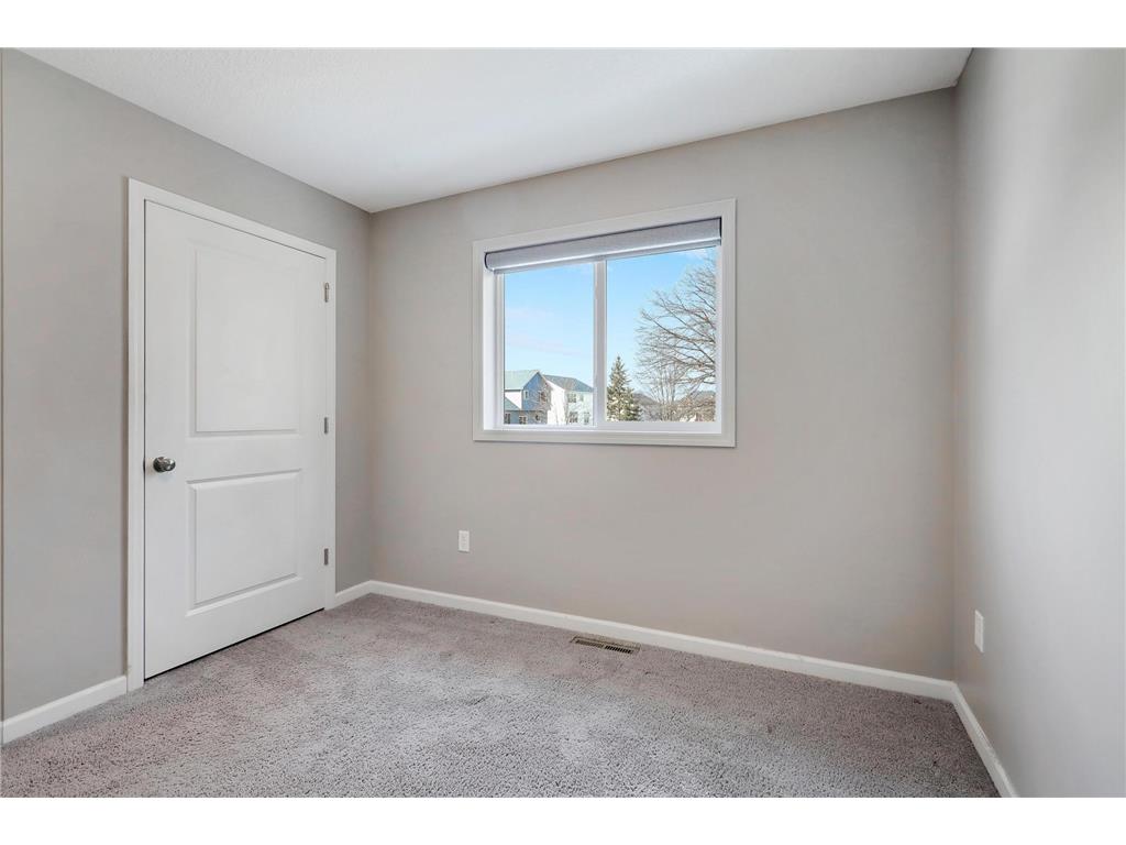 2985 127th Avenue Blaine MN 55449 7025891 image26