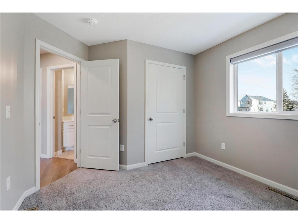 2985 127th Avenue Blaine MN 55449 7025891 image27