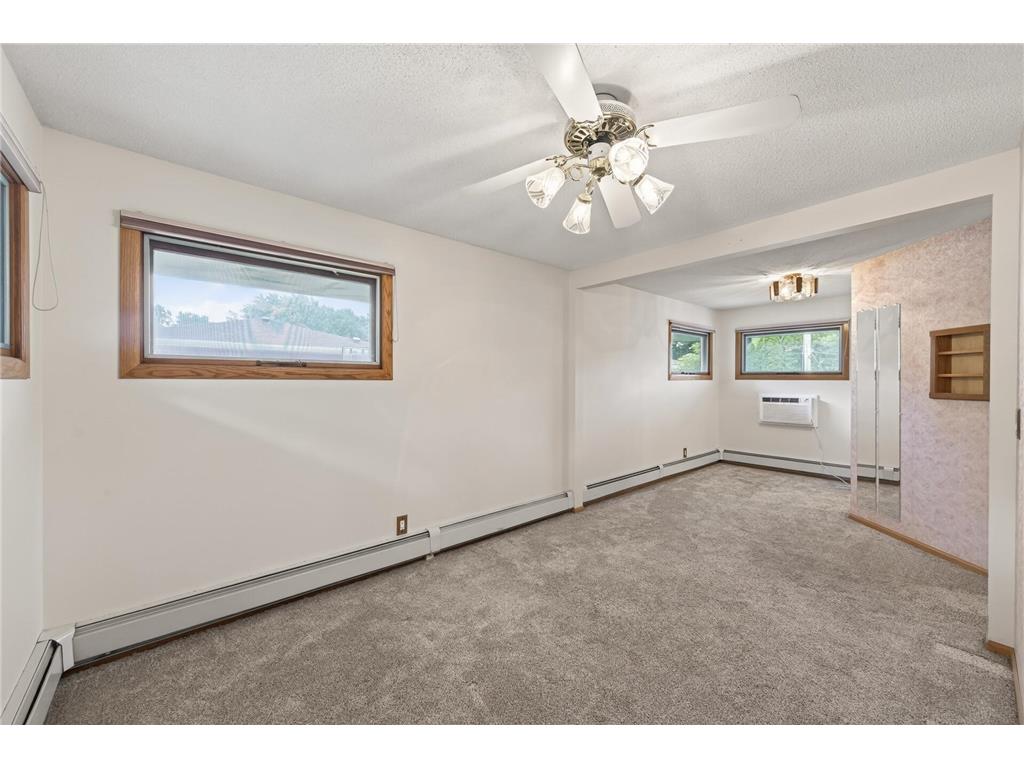 2985 Marion Street Roseville MN 55113 7082546 image13
