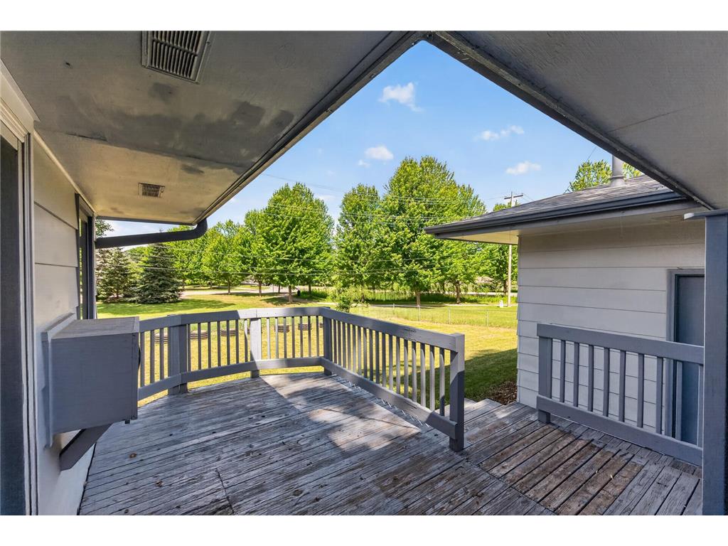 2985 Marion Street Roseville MN 55113 7082546 image24