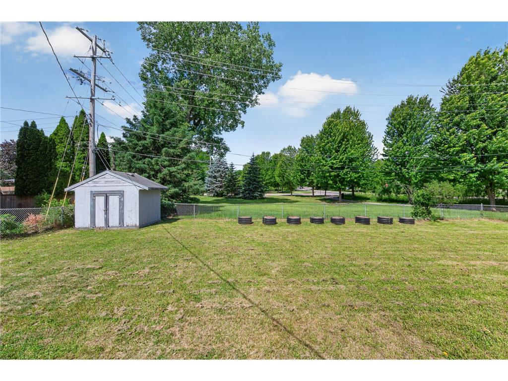 2985 Marion Street Roseville MN 55113 7082546 image26