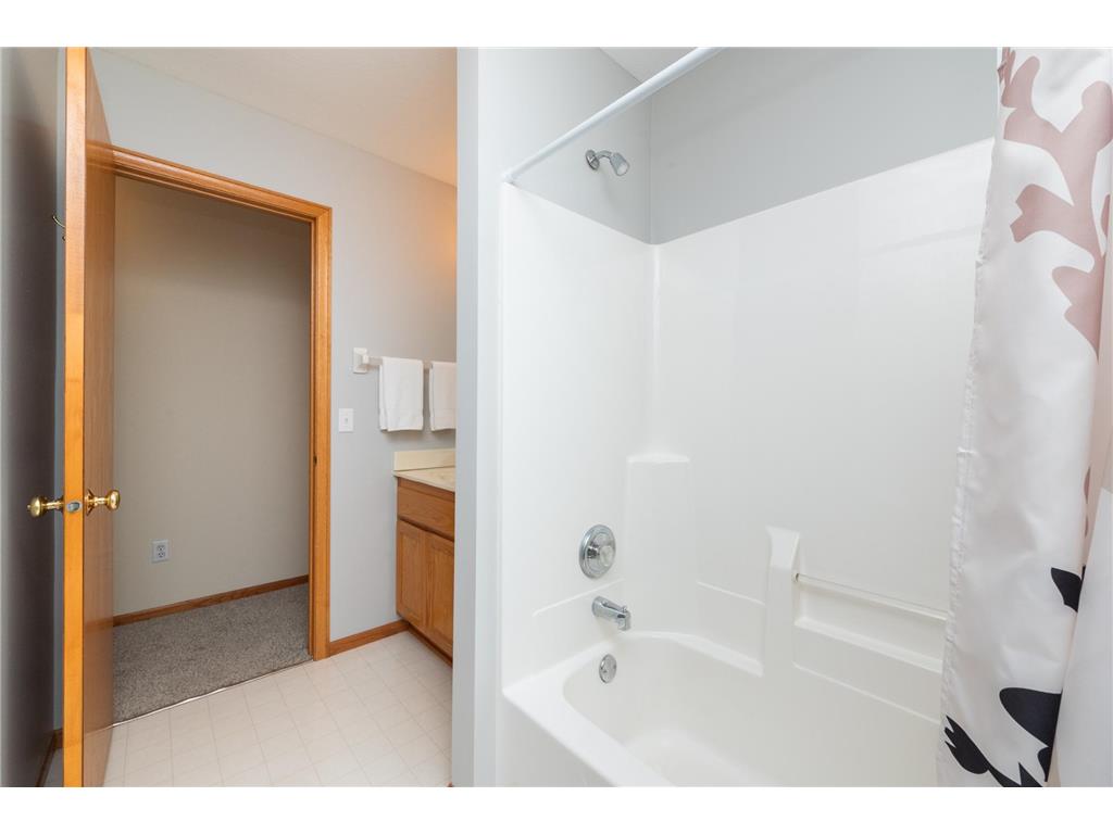 2986 Frattalone Lane Little Canada MN 55117 7082110 image24