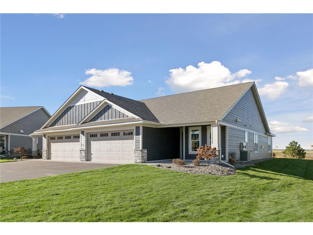 2987 Thompson Drive River Falls WI 54022 6809850 image1